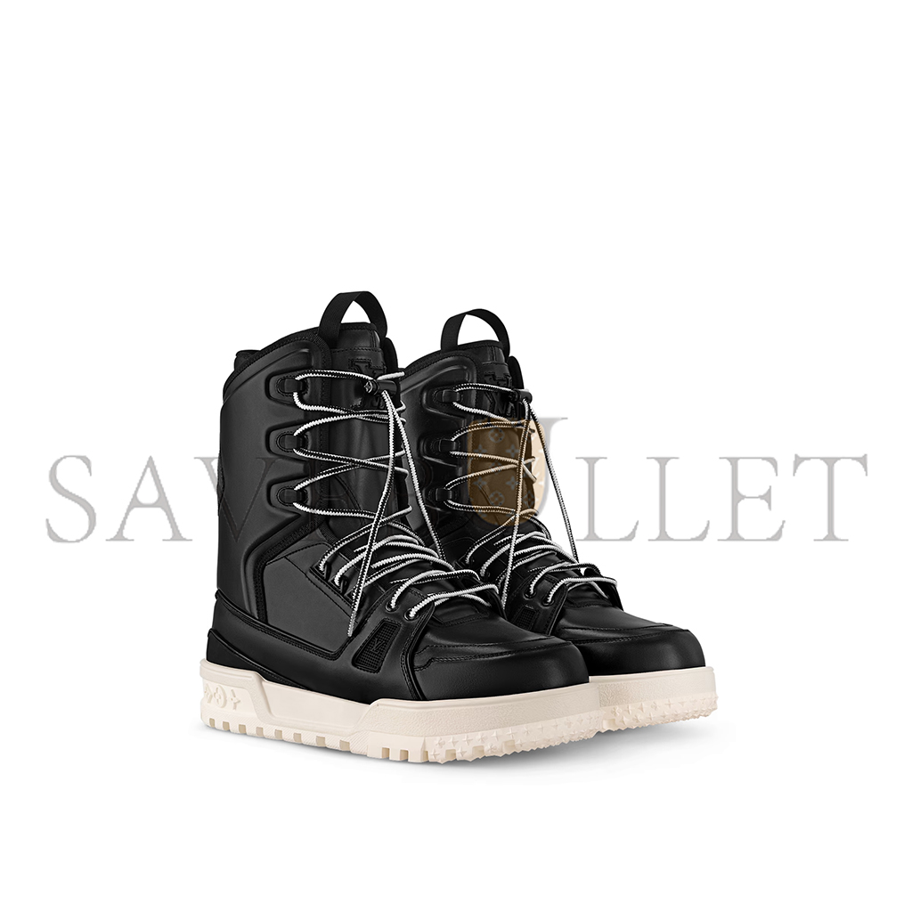 LOUIS VUITTON LV TRAINER SNOW BOOT 1AD7O8